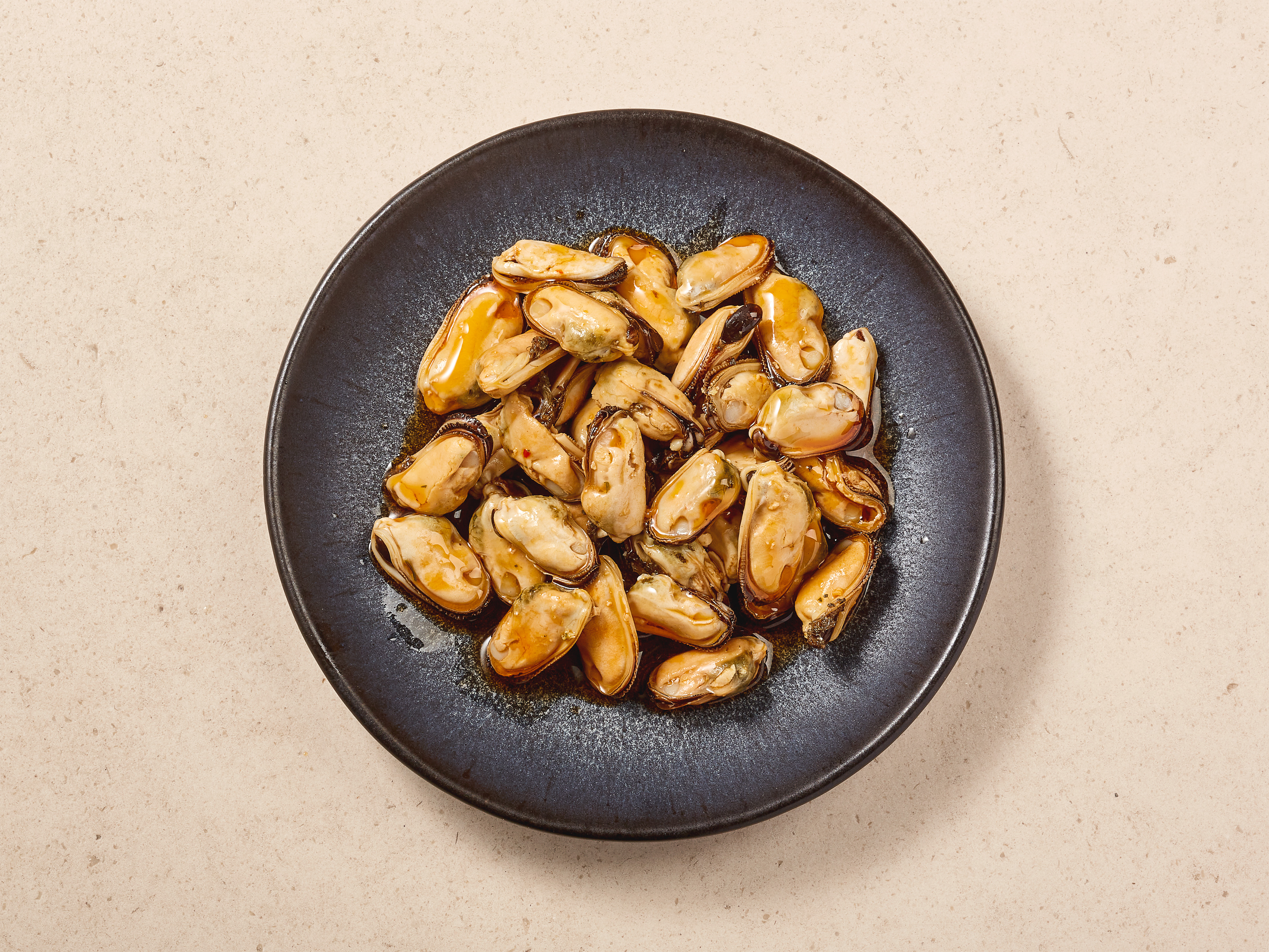 Tapas »Miesmuschelfleisch Asia-Sesam«