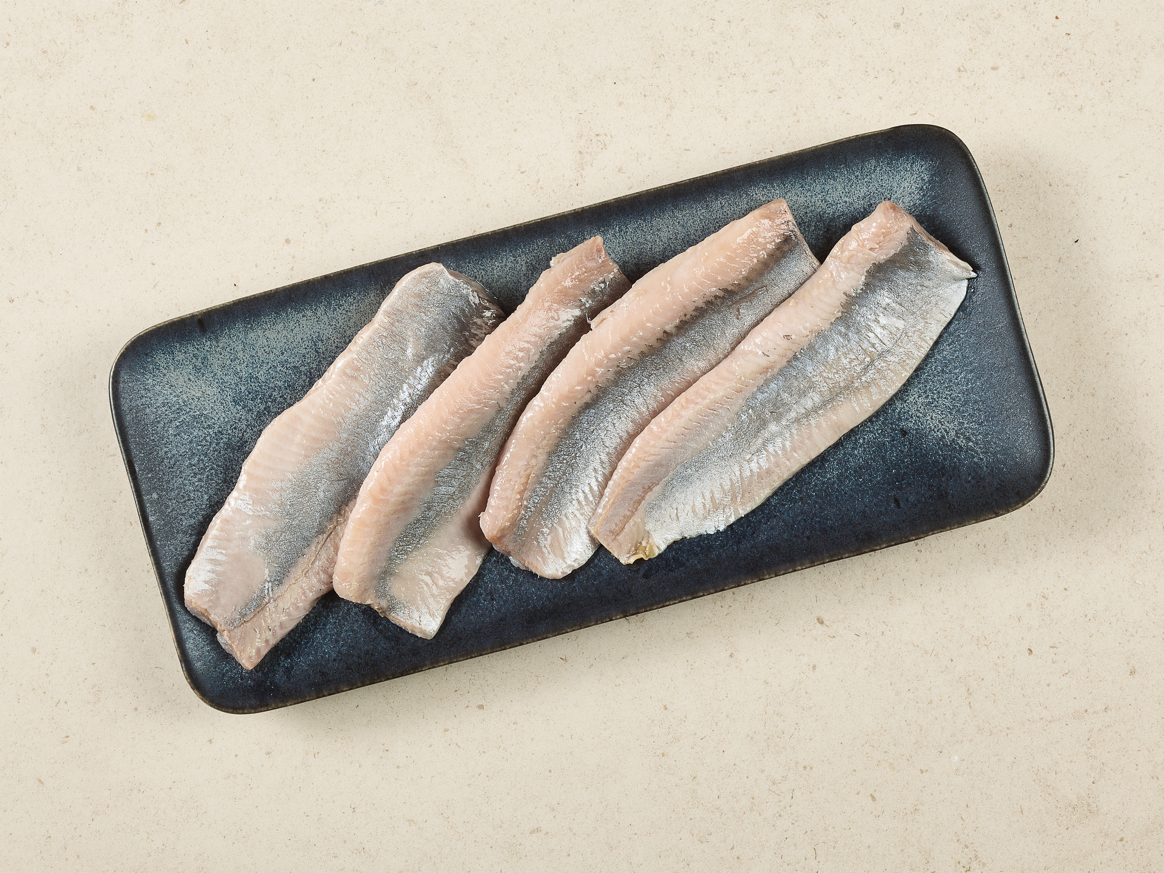 Matjesfilets nordischer Art mit zarter Rauchnote