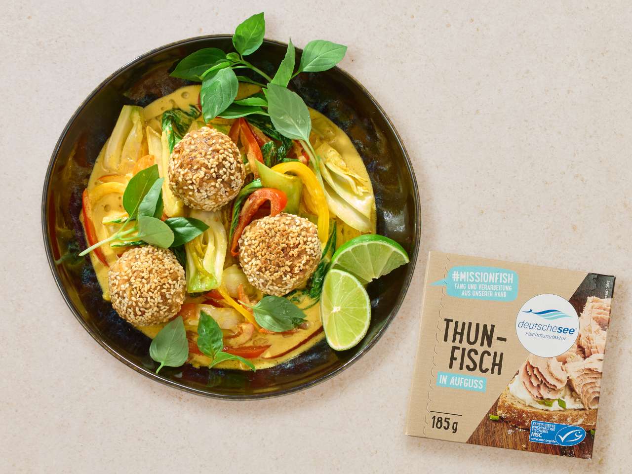 Thunfischbällchen in Kokosmilch-Gemüsecurry