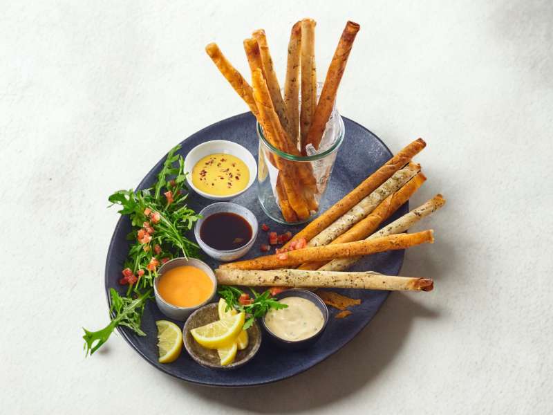 Snackplatte Lachs-Knuspersticks                                              
