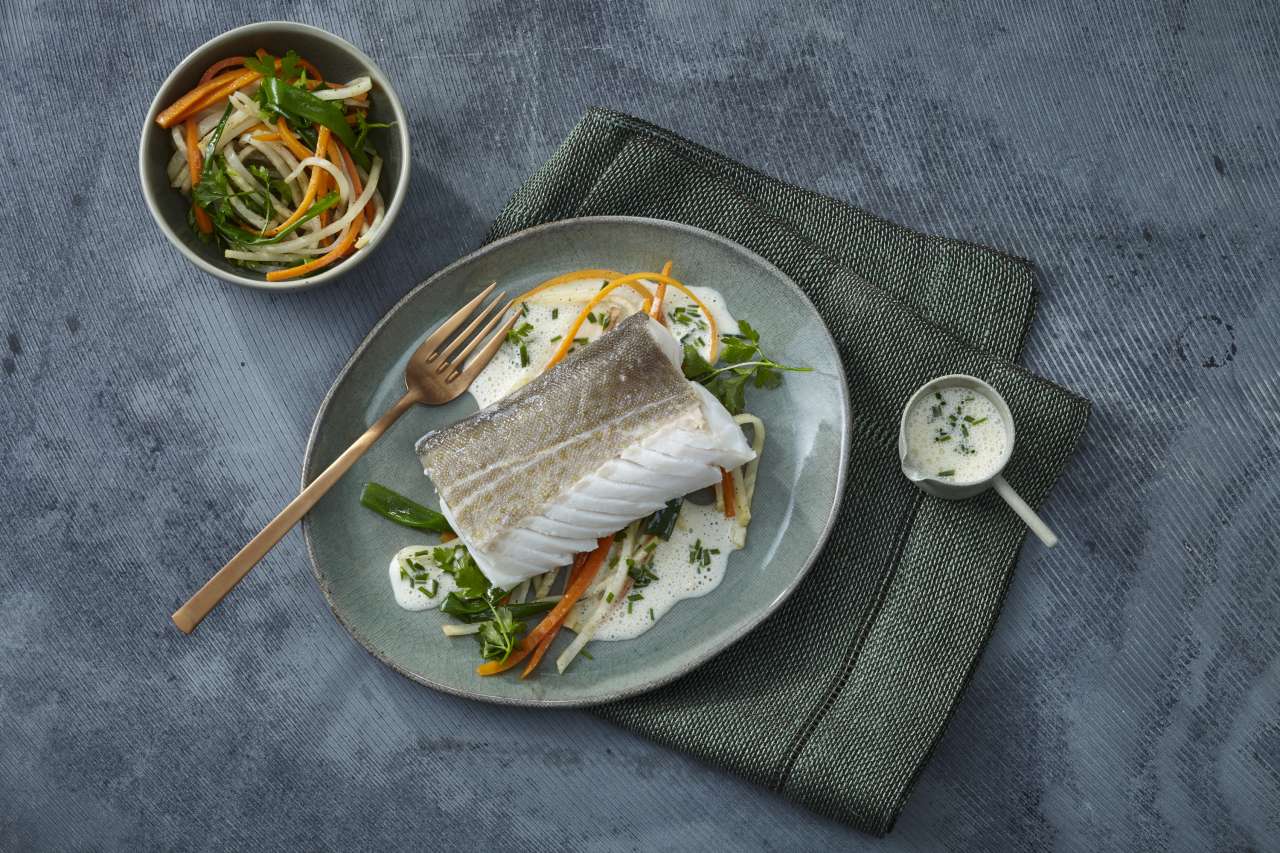 Rezept: Pochierter Skrei mit Wurzelgemüse Rezept: Pochierter Skrei mit Wurzelgemüse