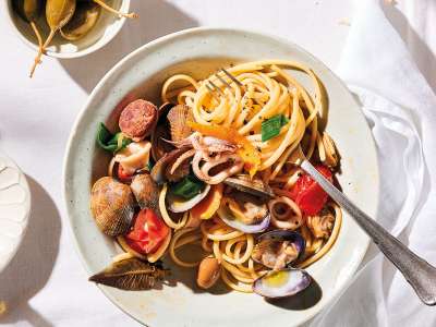 Linguine alla Vongole e Calamaretti
