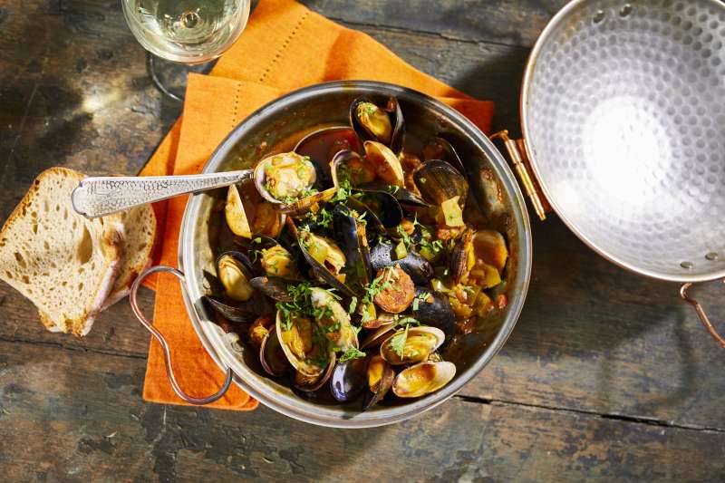 Cataplana mit Muscheln
