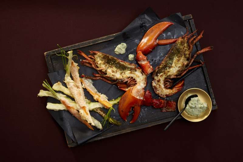 Hummer mit Tempuragemüse Hummer mit Tempuragemüse