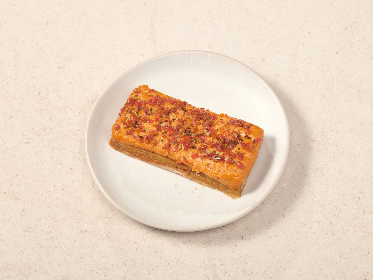 Räucherschnitte »Frischkäse-Tomate«