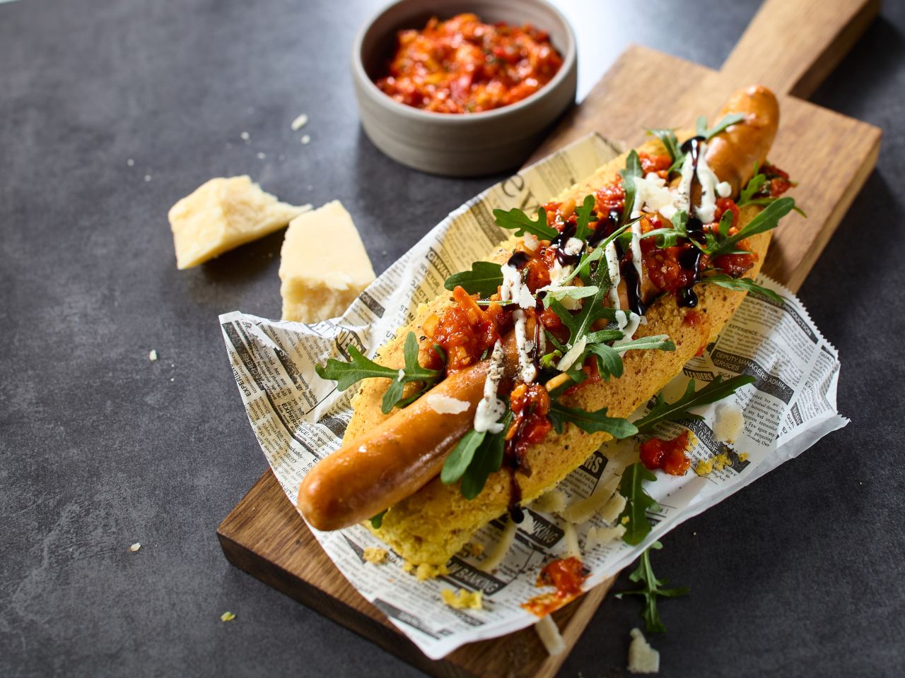 Lachsbratwurst „Parmesan“