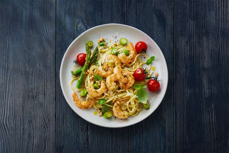 Spaghetti mit Riesengarnelen »Kräuter-Knoblauch«