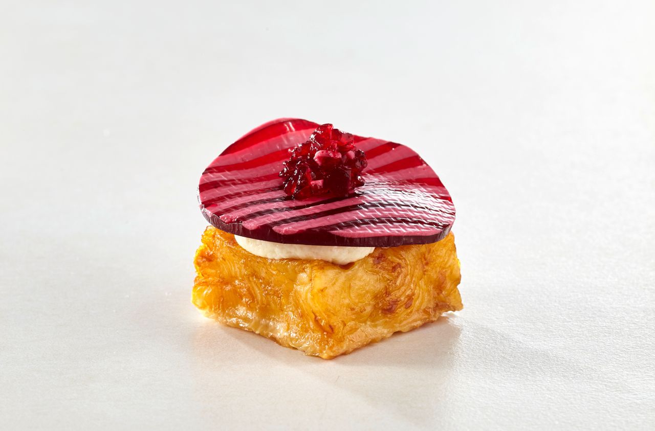 Schwarzer Heilbutt Apfel-Rote Bete-Würfel  Schwarzer Heilbutt Apfel-Rote Bete-Würfel