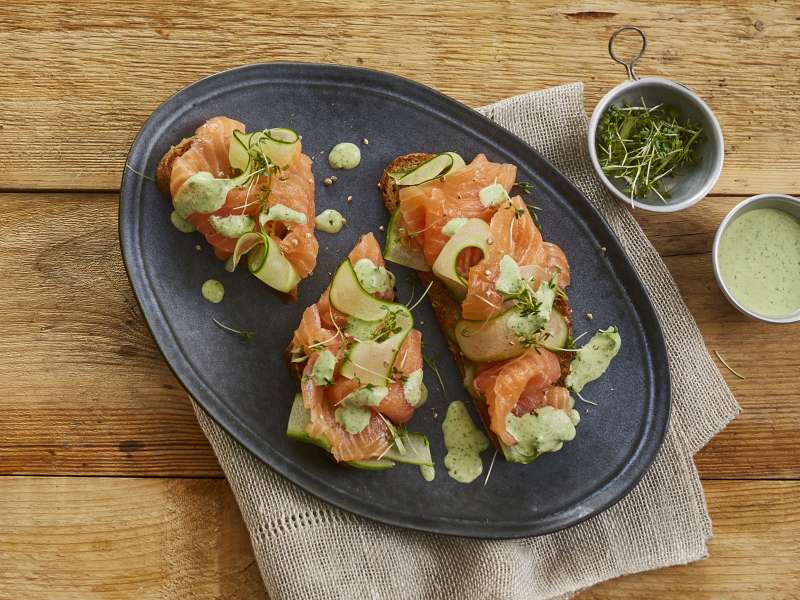 Räucherfisch frisch aus dem Räucherofen