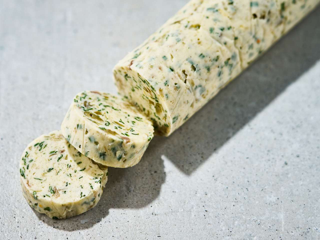 Kapern-Anchovis-Zitronen-Butter