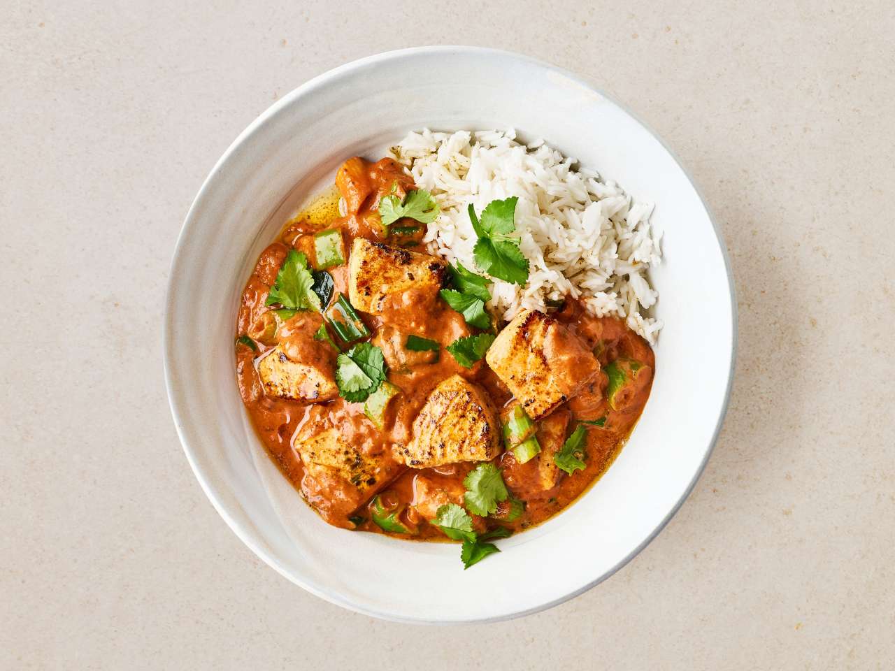 Lachs-Curry Butter Chicken-Style