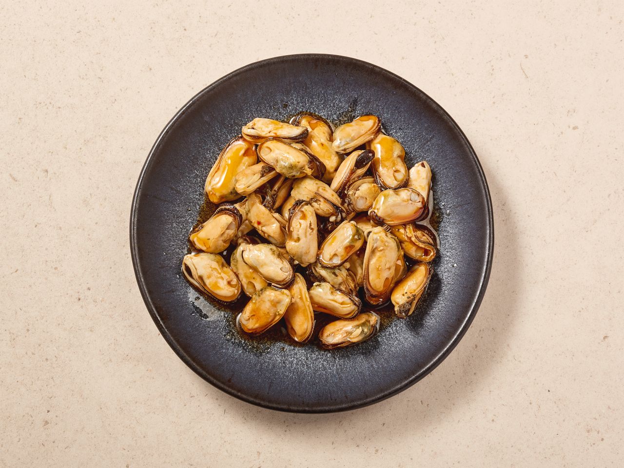 Tapas »Miesmuschelfleisch Asia-Sesam«