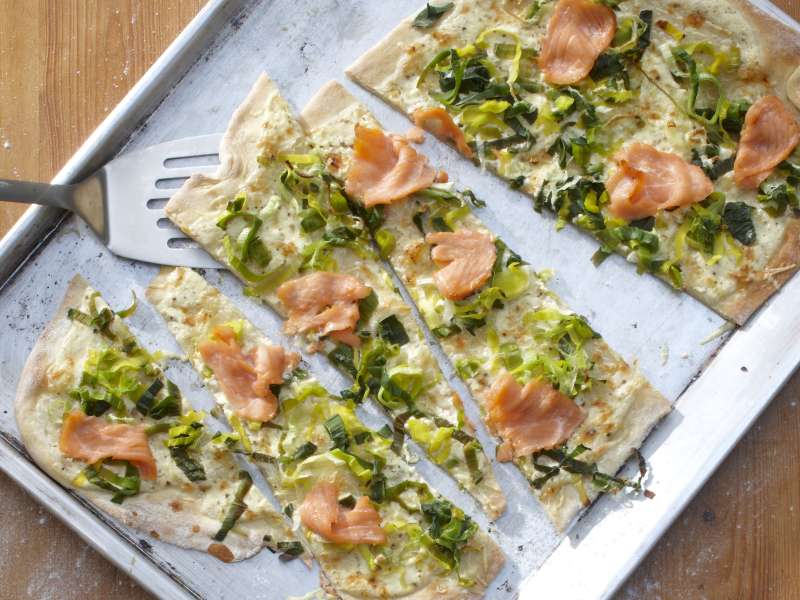 Lachs-Flammkuchen