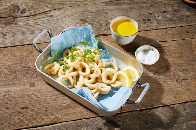 Calamari in Tempurateig mit Aioli