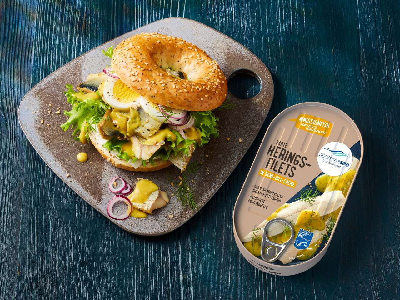Heringsfilets in Senf-Dill-Creme