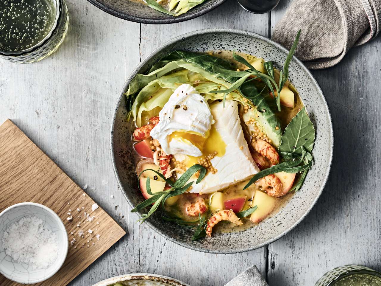 Rezept: Kabeljaufilet mit Flusskrebsen und pochiertem Ei Rezept: Kabeljaufilet mit Flusskrebsen und pochiertem Ei