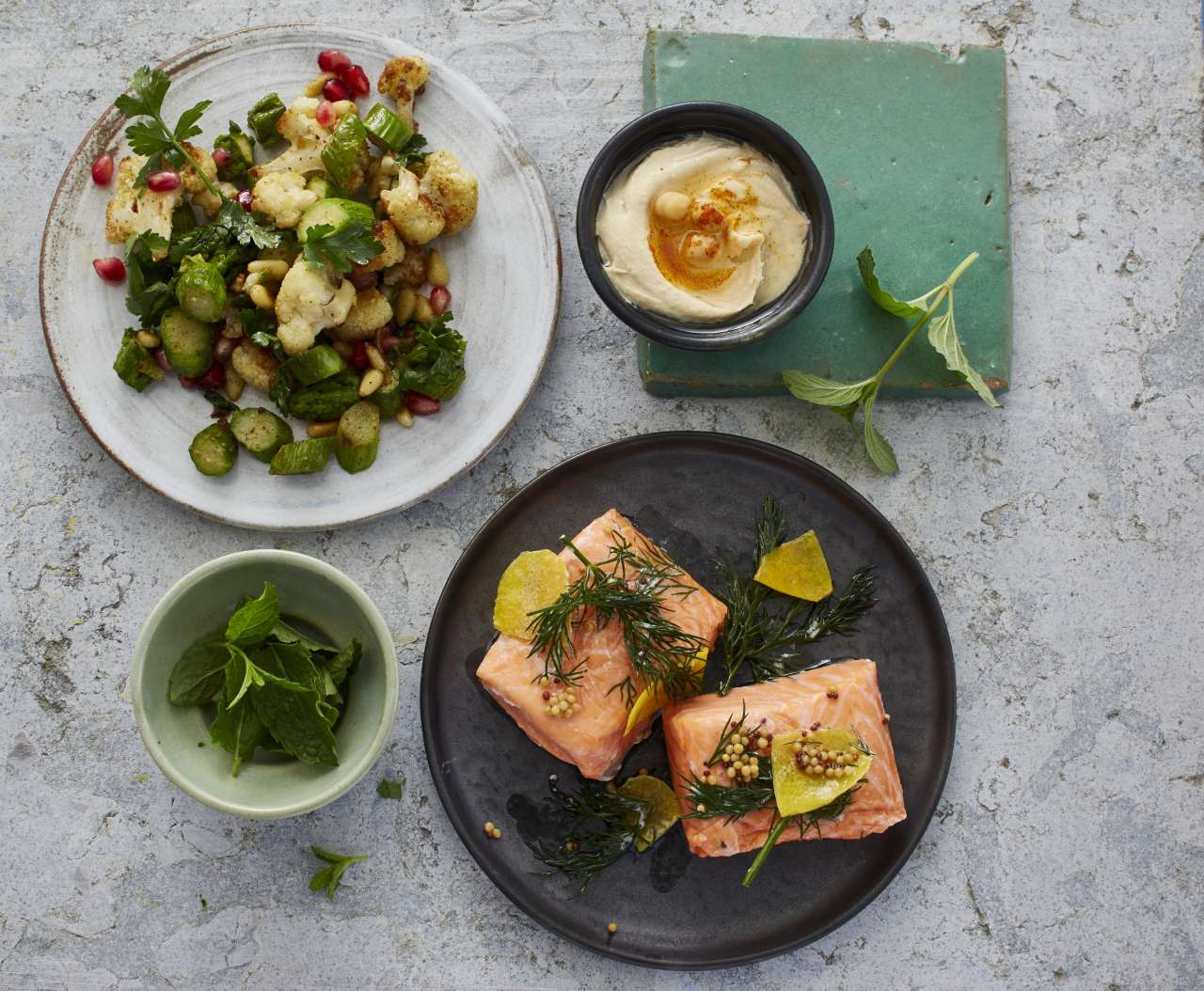 Fjordforelle Sous-vide mit persischem Salat