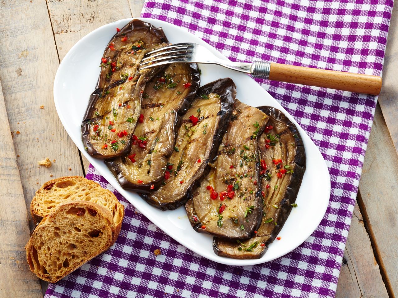 Gegrillte Auberginen