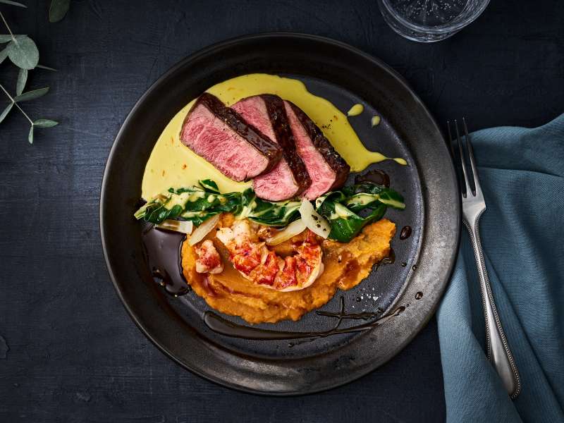 Surf and Turf mit Süßkartoffelpüree Surf and Turf mit Süßkartoffelpüree