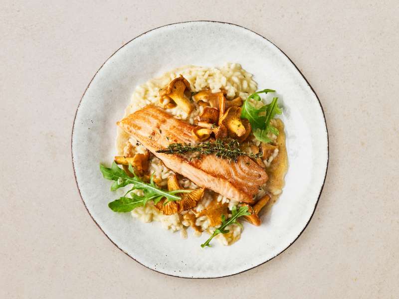 Lachsfilet auf Pfifferling-Risotto