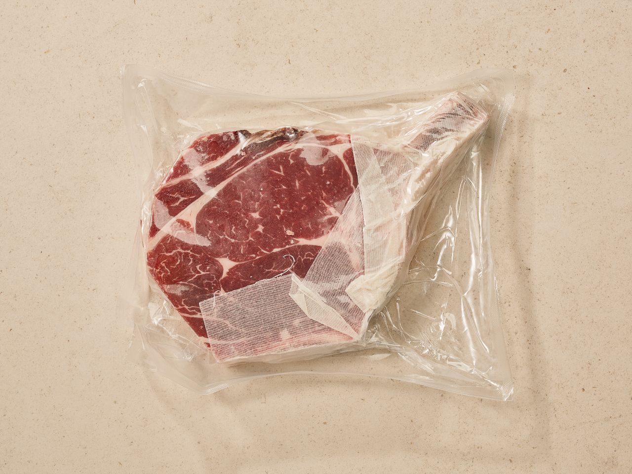 Deutsches Angus Beef »Rib-Eye« bone-in · Dry-Aged