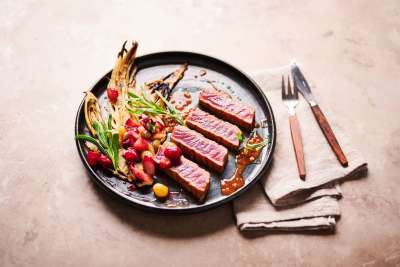 Gegrillter Thunfisch mit Teriyaki-Lack