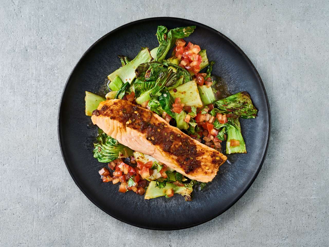 Soja-Ingwer-Lachs mit Pak Choi aus dem Airfryer