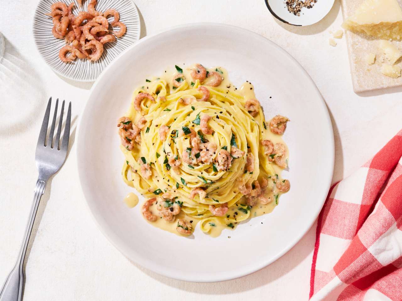 Pasta Carbonara mit Nordseekrabben