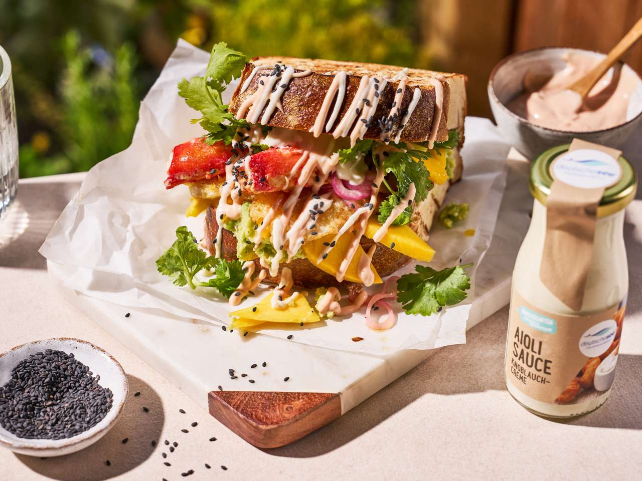 Egg-Drop-Sandwich mit Königskrabbe