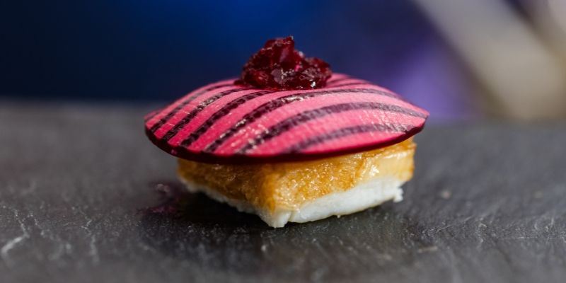 Schwarzer Heilbutt Apfel-Rote Bete-Würfel von meerrauch® 