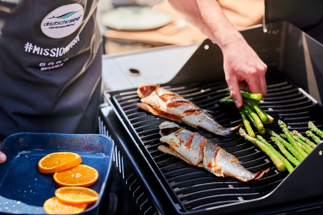 Ganze Fische grillen