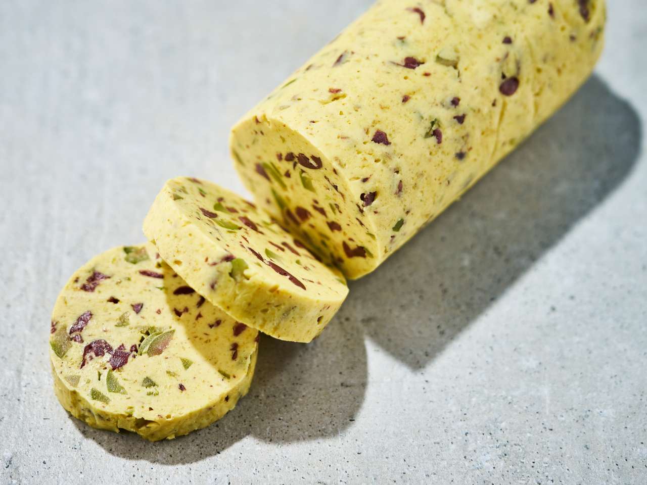 Orientalische Curry-Oliven-Butter 