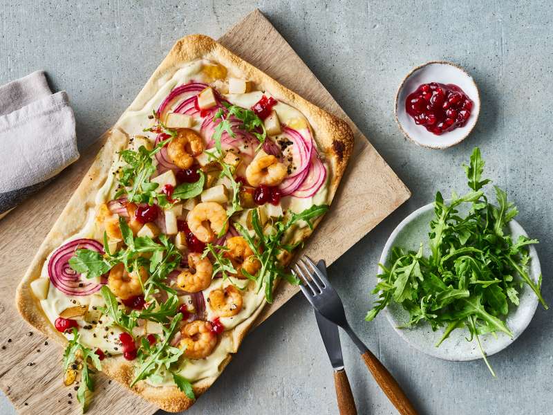 Flammkuchen mit Rauchgarnelen