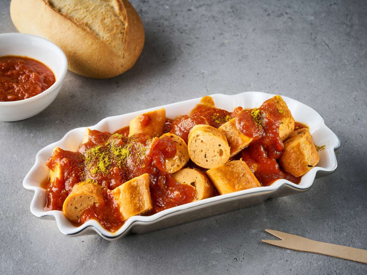 Lachsbratwurst mit selbstgemachter Currysauce