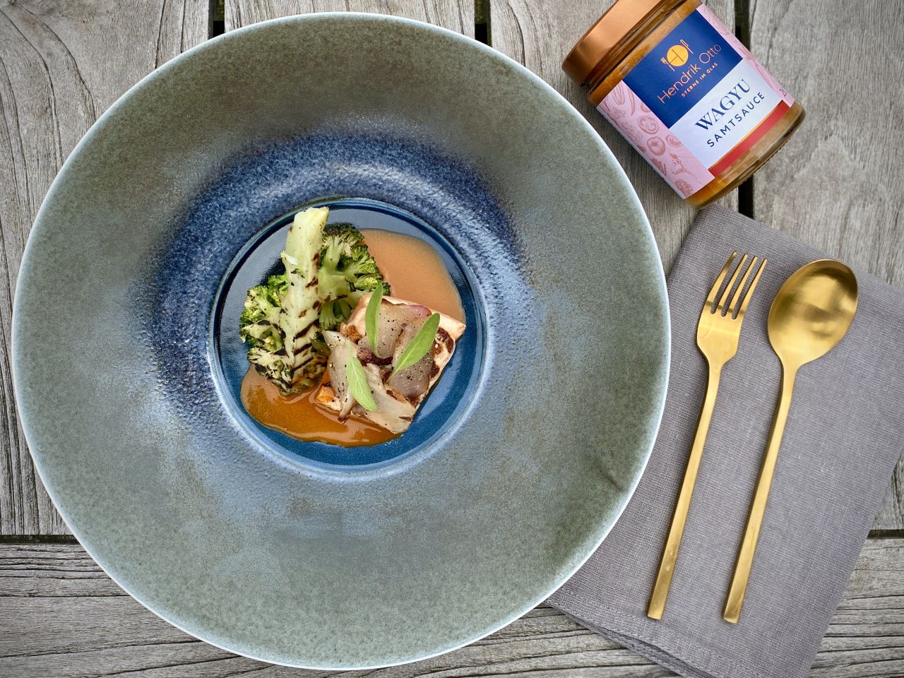 Lachs, Brokkoli & 
Pfirsich vom Grill