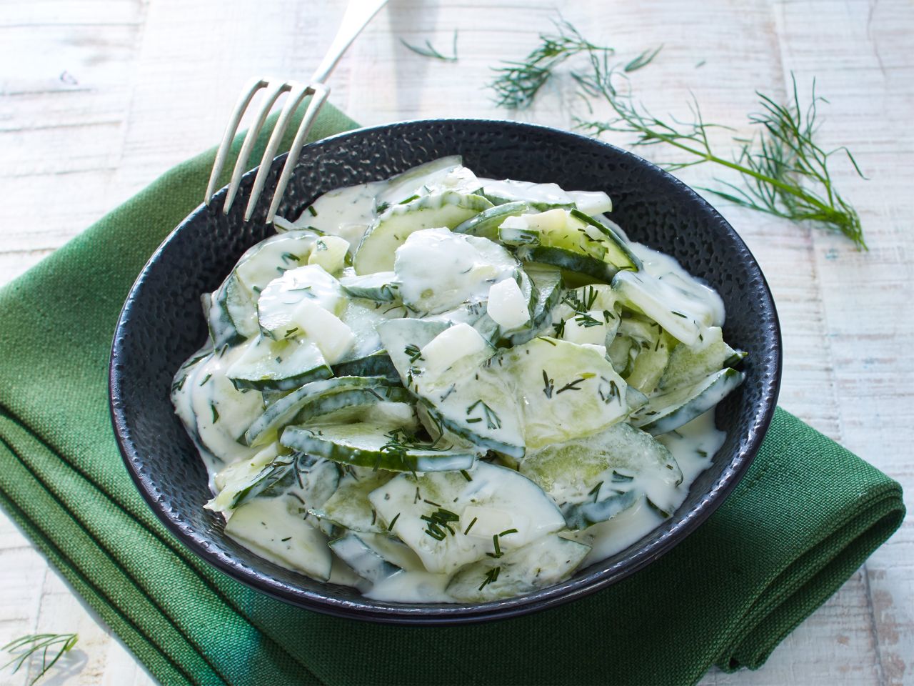Gurkensalat in Joghurtdressing · 400g Gurkensalat in Joghurtdressing · 400g