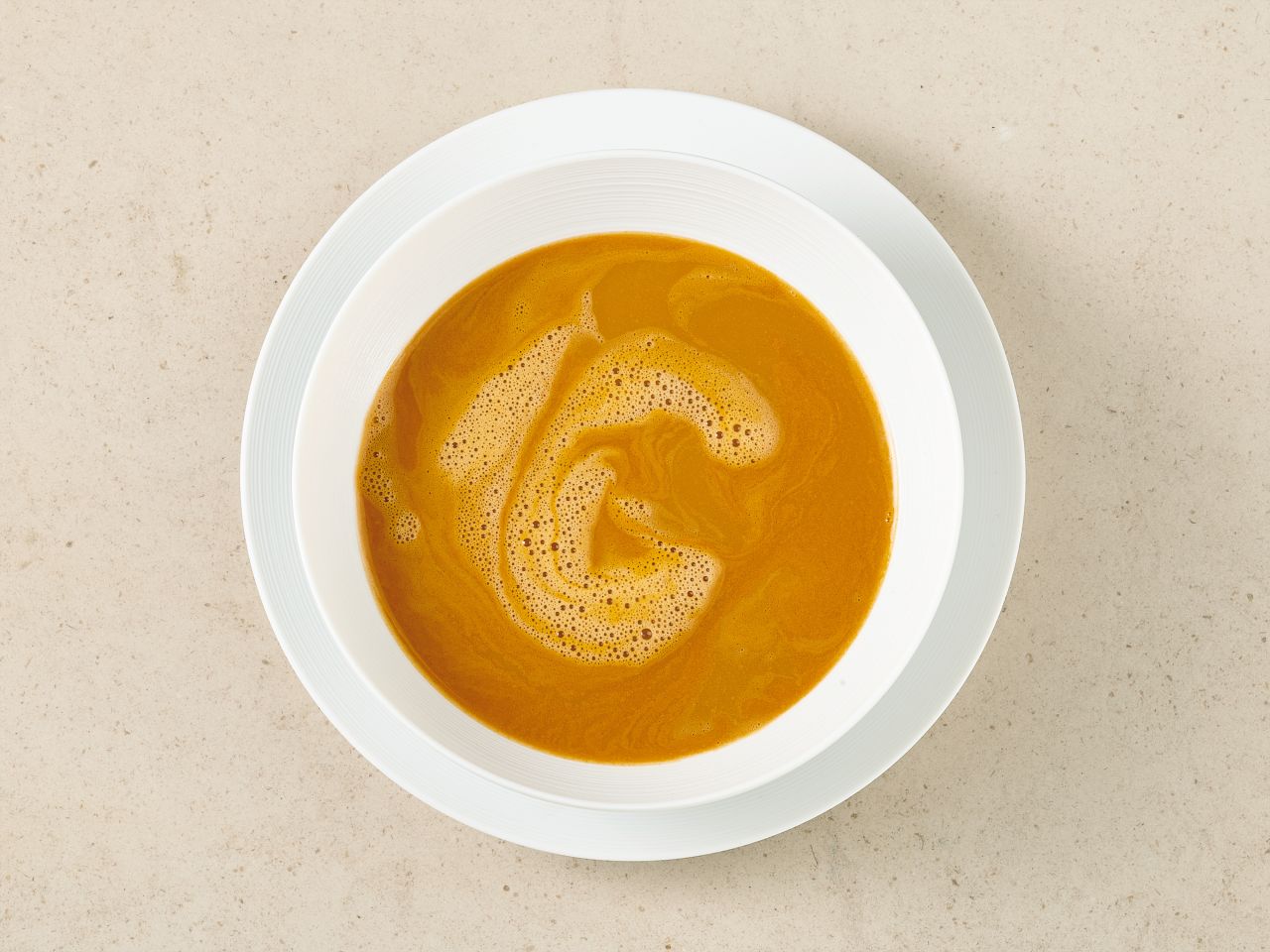  »Hummer Samtsuppe mit weißer Trüffelcreme« Sterne im Glas · 630ml