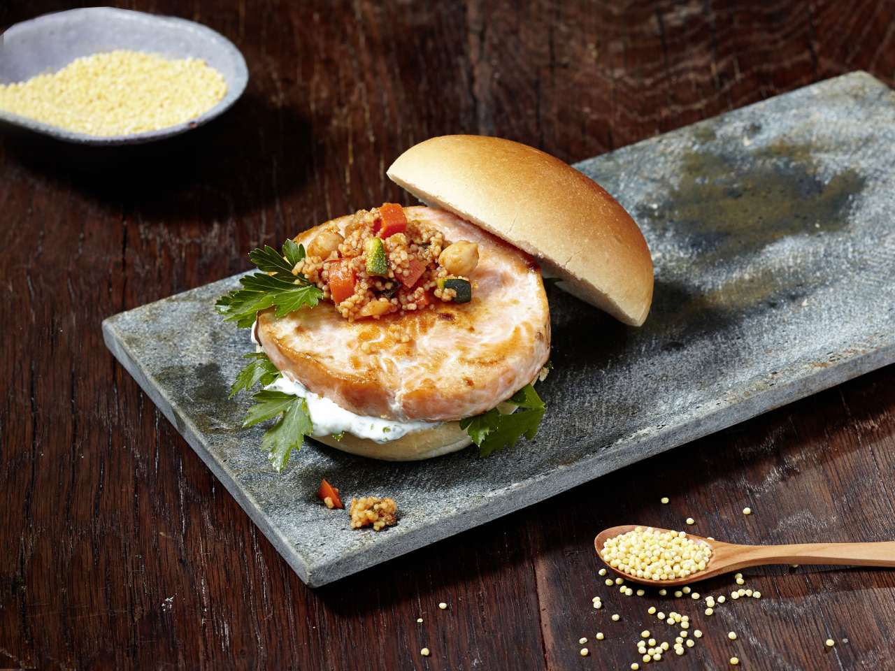 Rezept: Lachs Burger "Orientalisch"