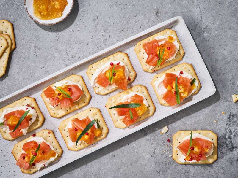 Räucherlachs Häppchen mit Orange und Estragon