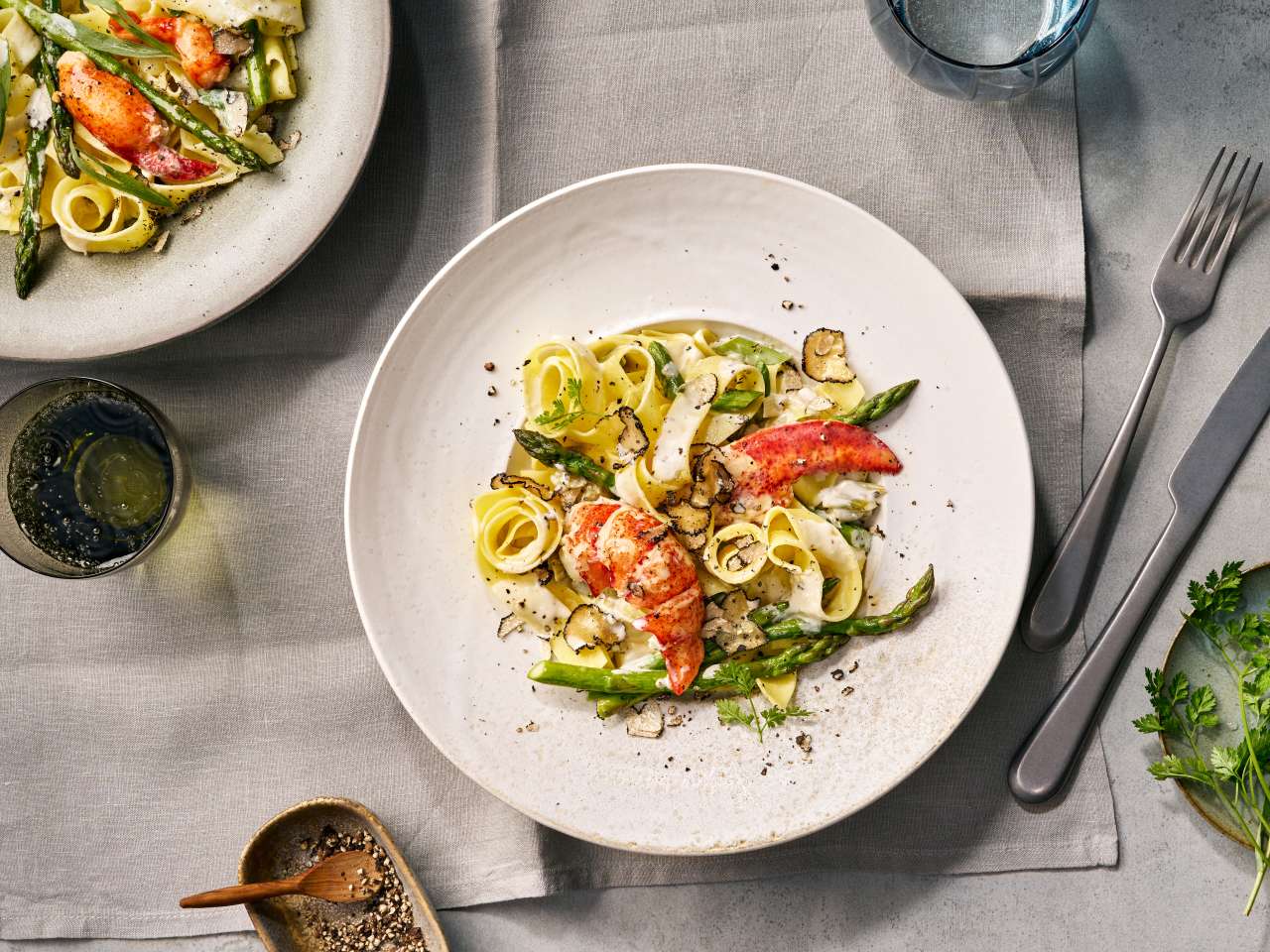 Rezept: Hummer auf Trüffel-Tagliatelle Rezept: Hummer auf Trüffel-Tagliatelle