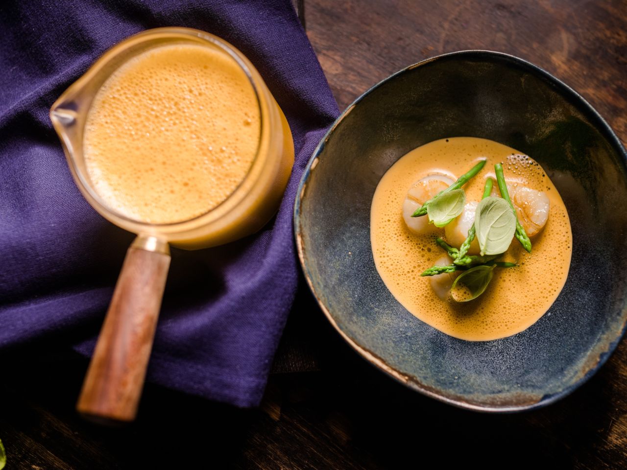 Saucen & Suppen
»Sterne im Glas« Saucen & Suppen
»Sterne im Glas«