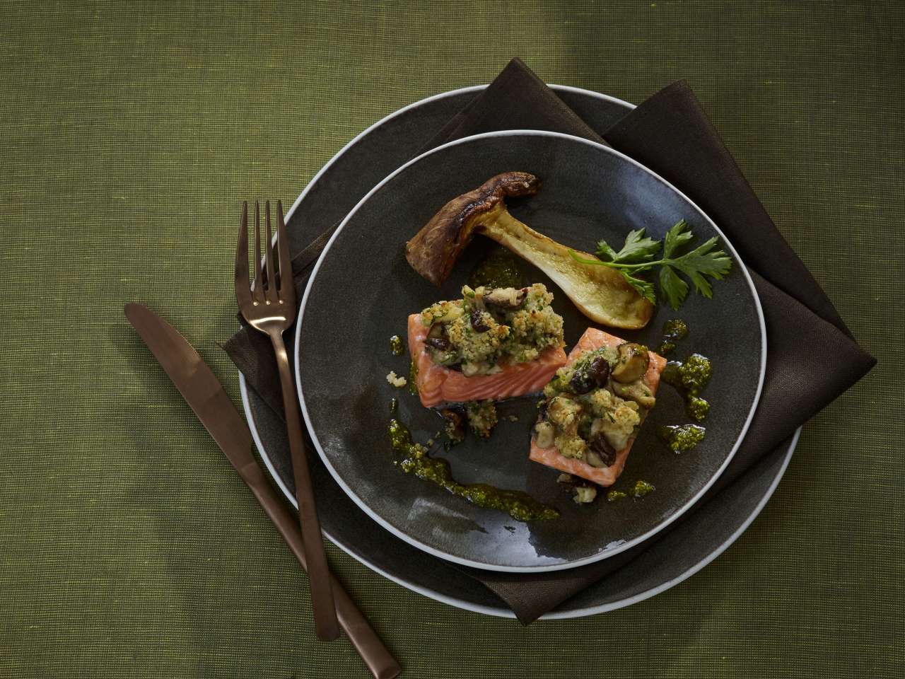 Fjordforelle mit Steinpilzkruste